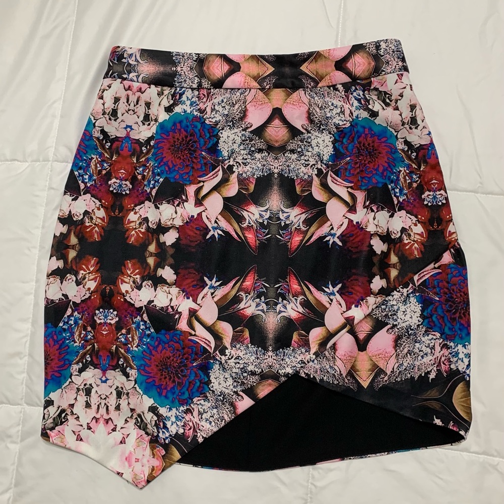 Lovers and Friends skirt size S
